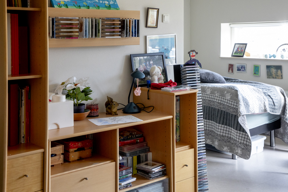 Hjørne af indrettet lejlighed i Holmehøj